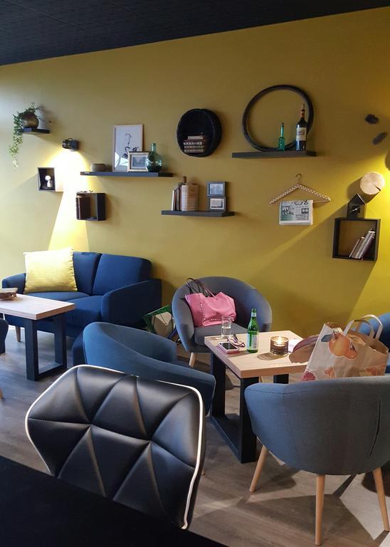 Logis Hotel "Ici M'Aime" Rouvray  Luaran gambar