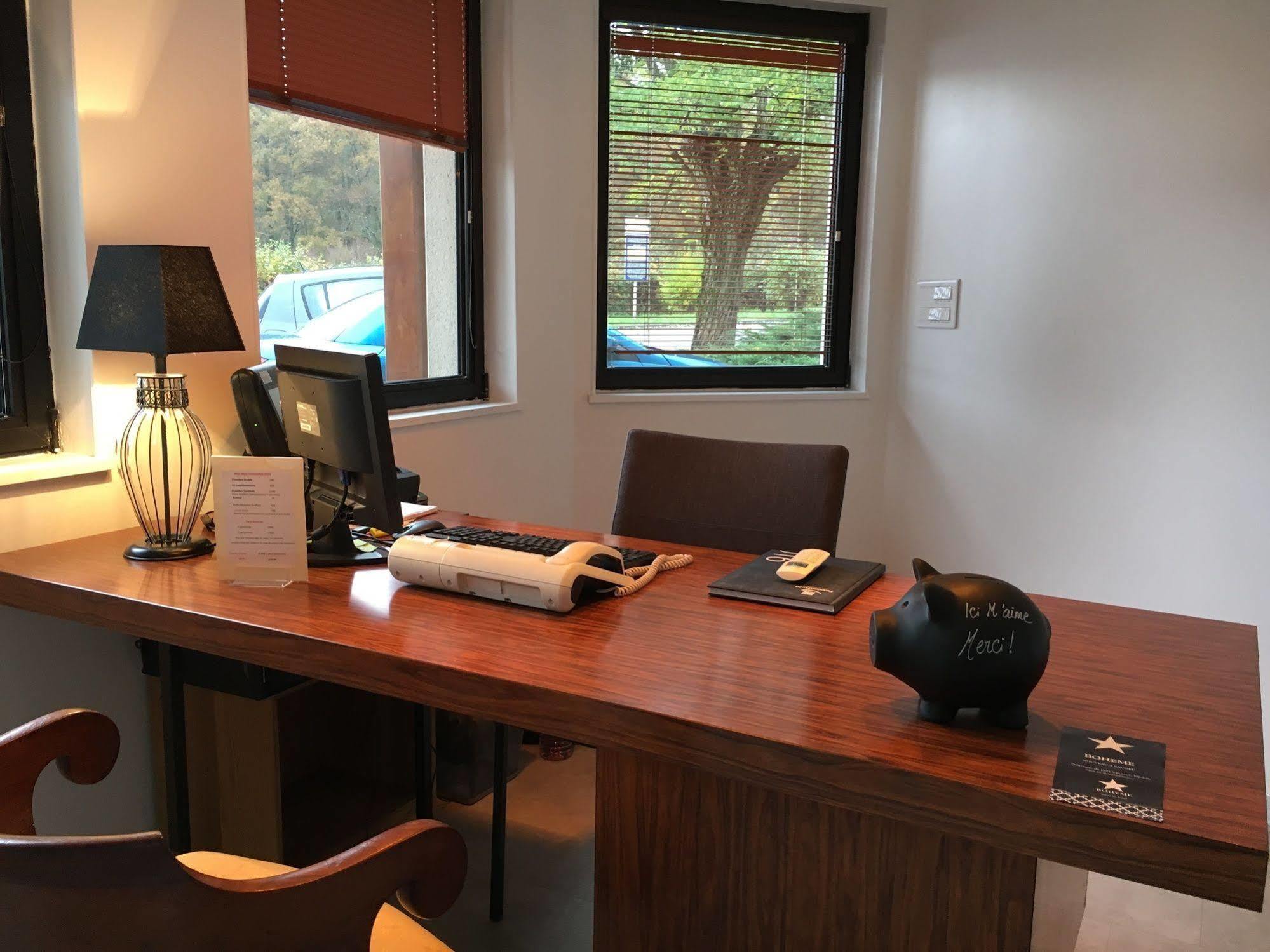 Logis Hotel "Ici M'Aime" Rouvray  Luaran gambar